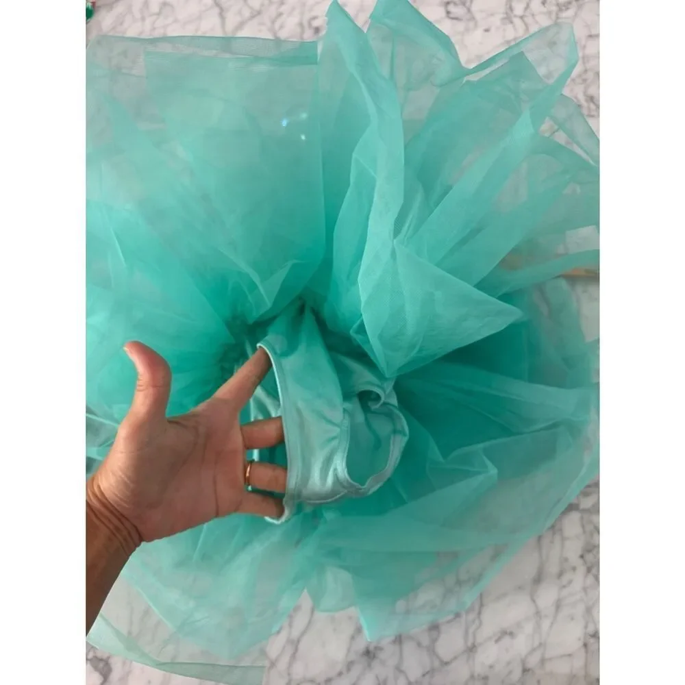 N/A turquoise sequin